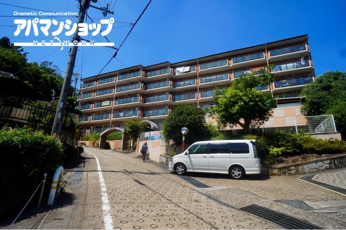 フローラル生駒 102号室 外観