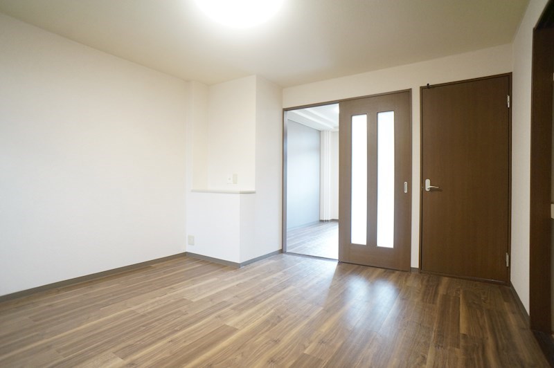 ファミーユ２１ リビング