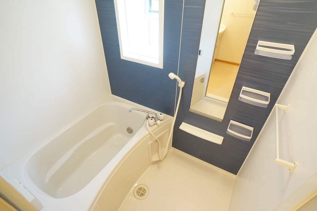 プチシャトー　Ｅ棟 風呂画像