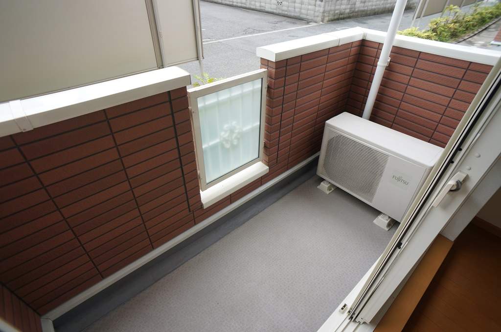 プチシャトー　Ｅ棟 ベランダ