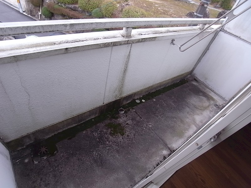 シティパレス生駒東松ヶ丘Ｐ２ ベランダ