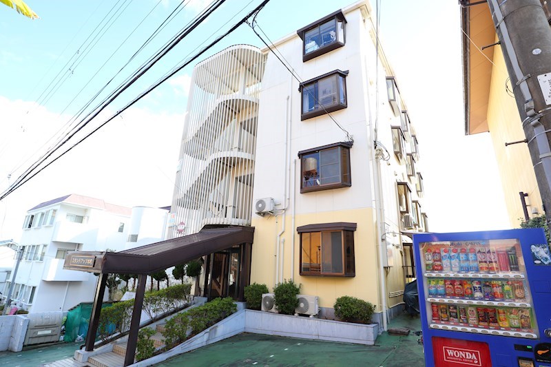 スタンドアップ本町 304号室 外観