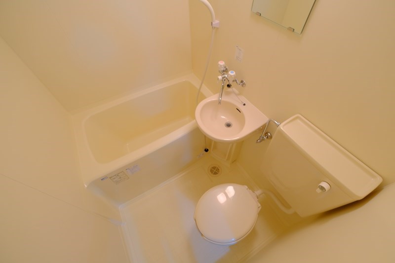 パレス本町 風呂画像