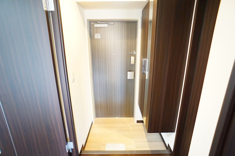 幸court nara sanjo 玄関