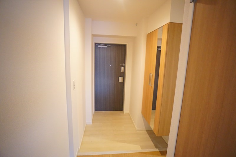 幸court nara sanjo 玄関