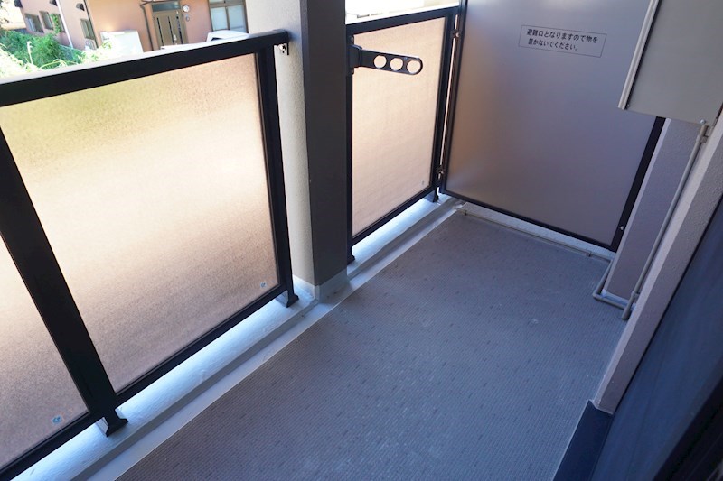 幸court nara sanjo ベランダ