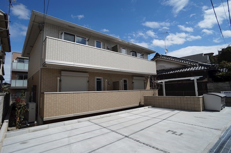 サニーヒルズ山崎新町 201号室 外観