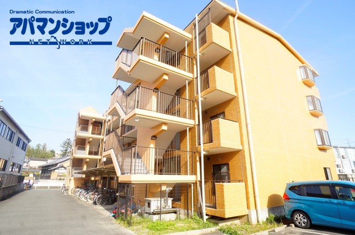 シェーヌ生駒 205号室 外観