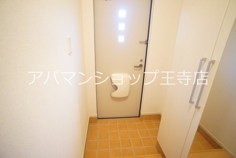 サンリット・ヴィラ 玄関