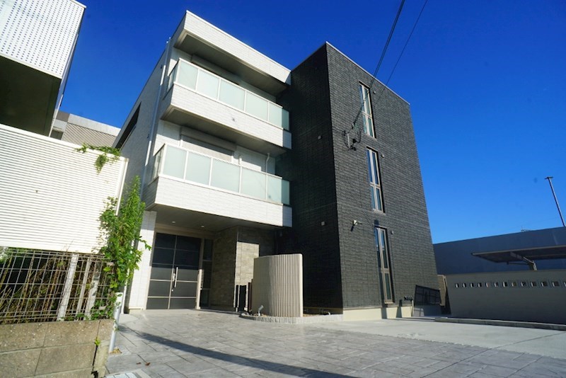 ロイスタ西大寺 101号室 外観