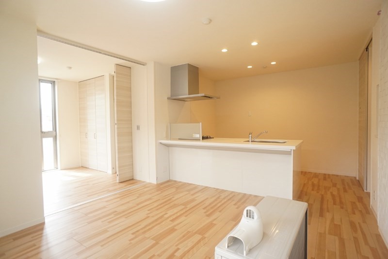 ロイスタ西大寺 玄関