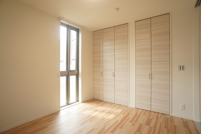 ロイスタ西大寺 ベッドルーム