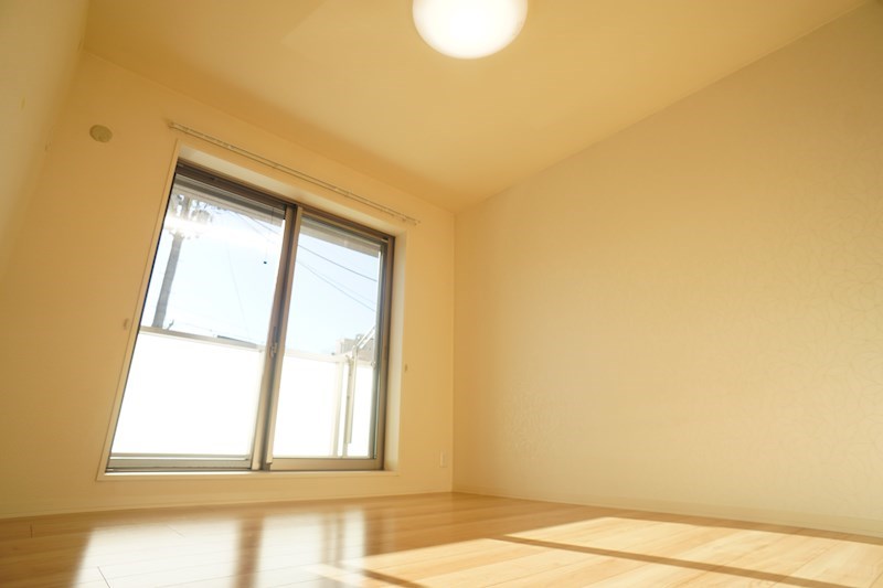 ロイスタ西大寺 ベッドルーム