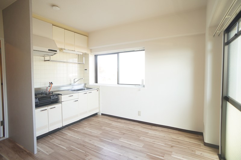 ロイヤル・モアあやめ池 リビング