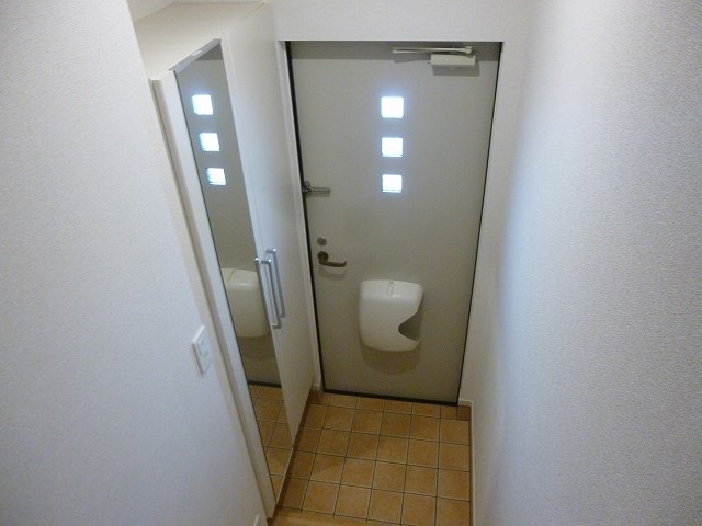 ヴェル・ドミール 玄関