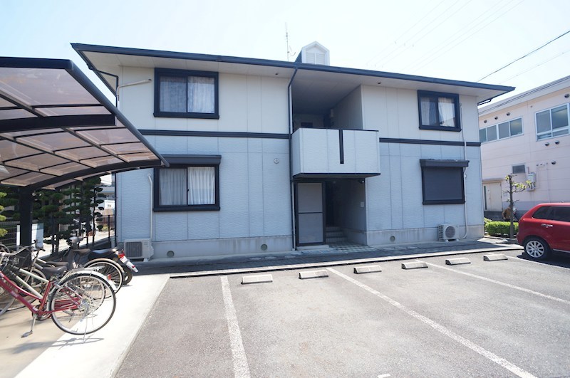 コンフォールシャトー 202号室 外観