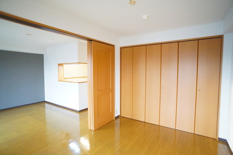 セピアコート ベッドルーム