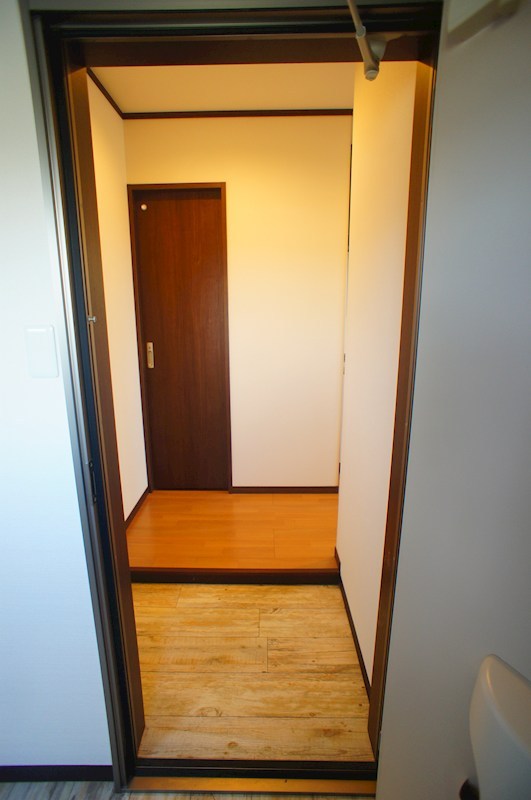 サンフローラ 玄関