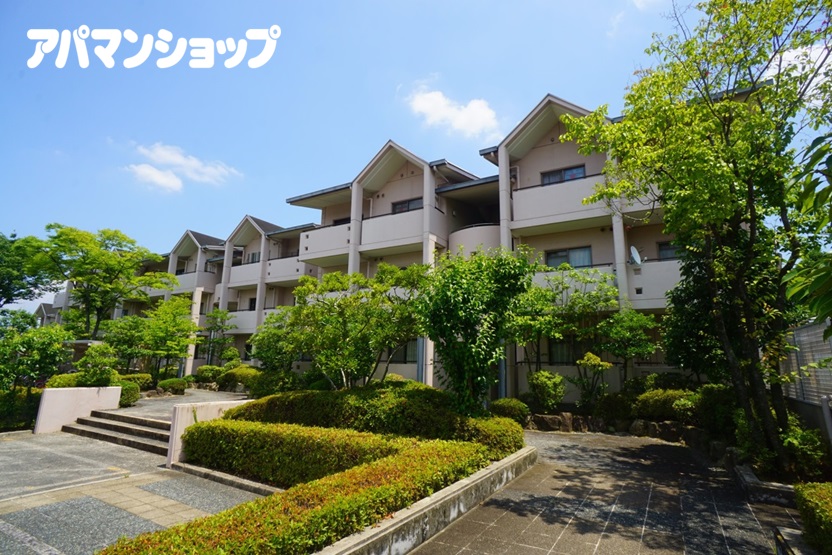 ＨＩＬＬ　ＣＲＥＳＴあやめ池 304号室 外観
