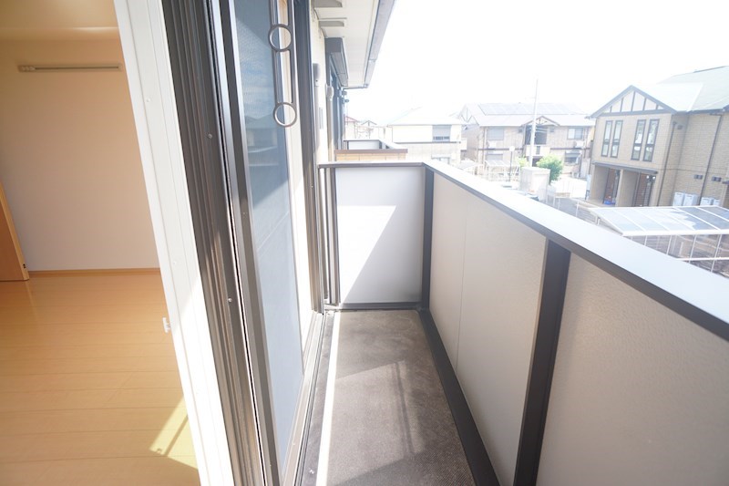ヴィルヌーブＤ ベランダ