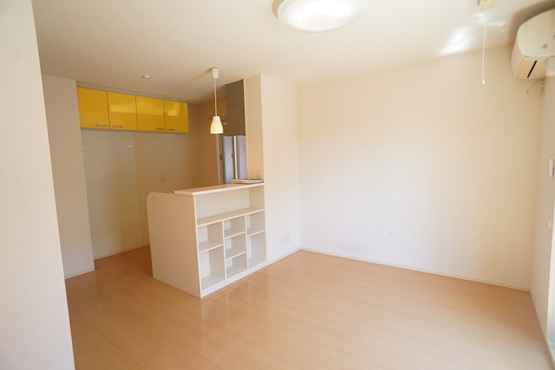 リビングタウン新大宮 リビング