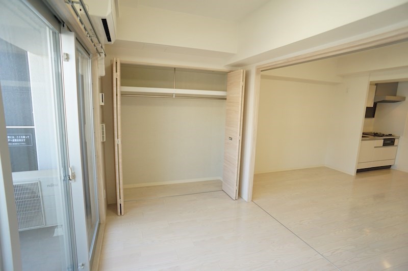 サンソレイユ新大宮 ベッドルーム