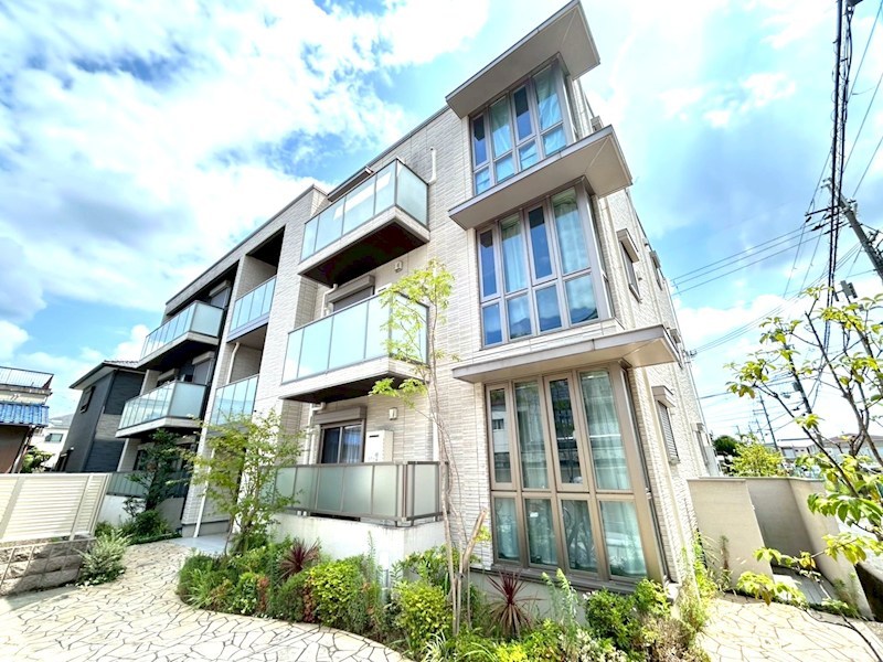 シャーメゾン京終 103号室 外観