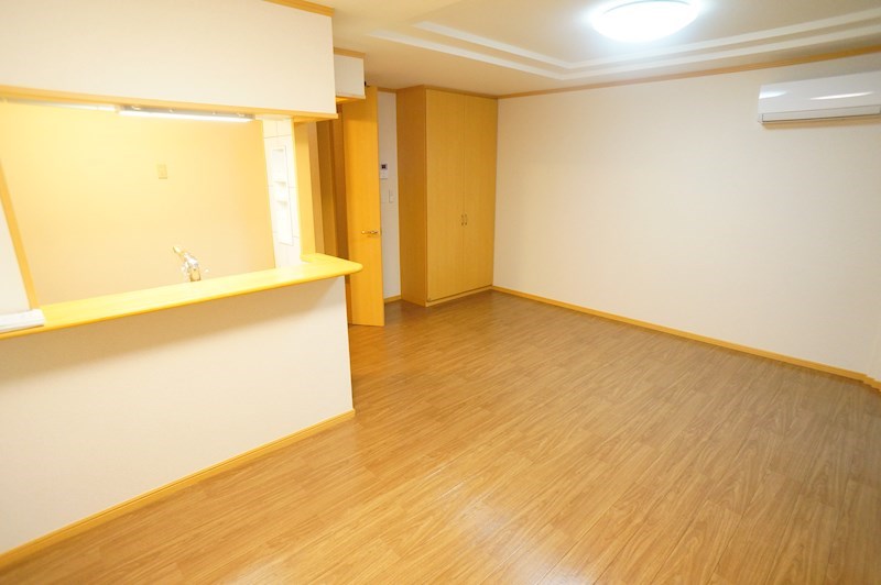 ラウレア その他6