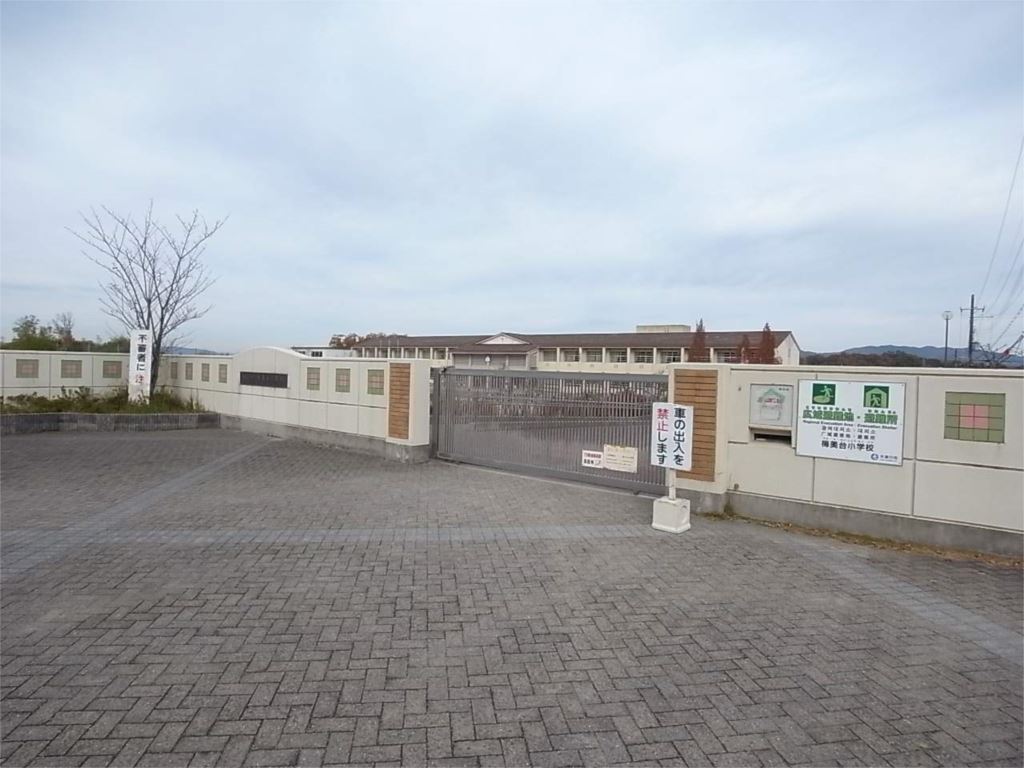 ラウレア 周辺画像1