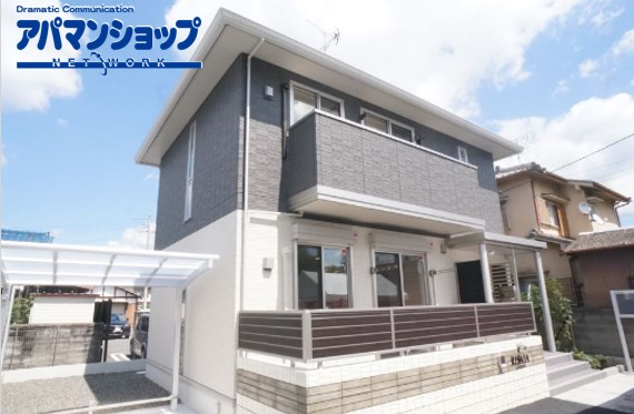 リザイア 外観