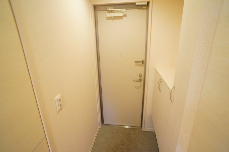 テレザート光台 玄関