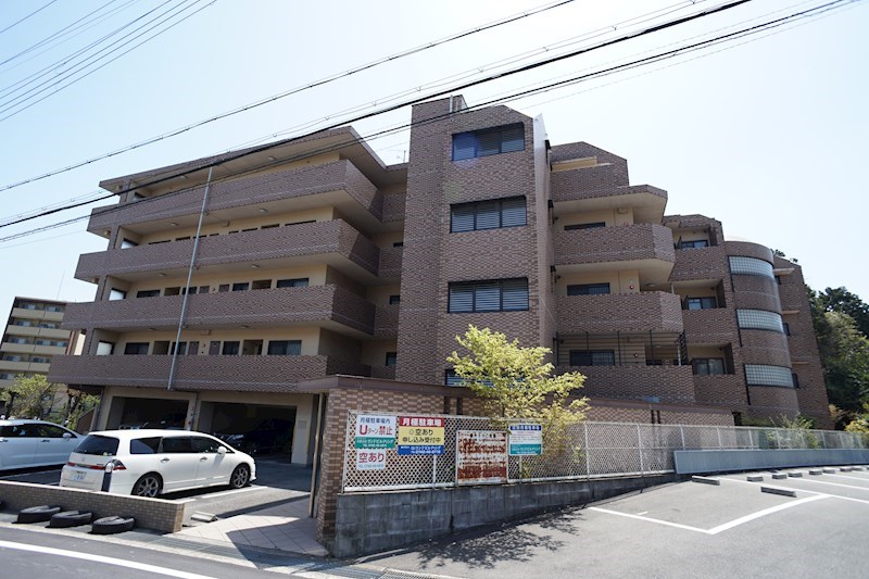 レフィナード・ラ・シャレー生駒 その他外観1