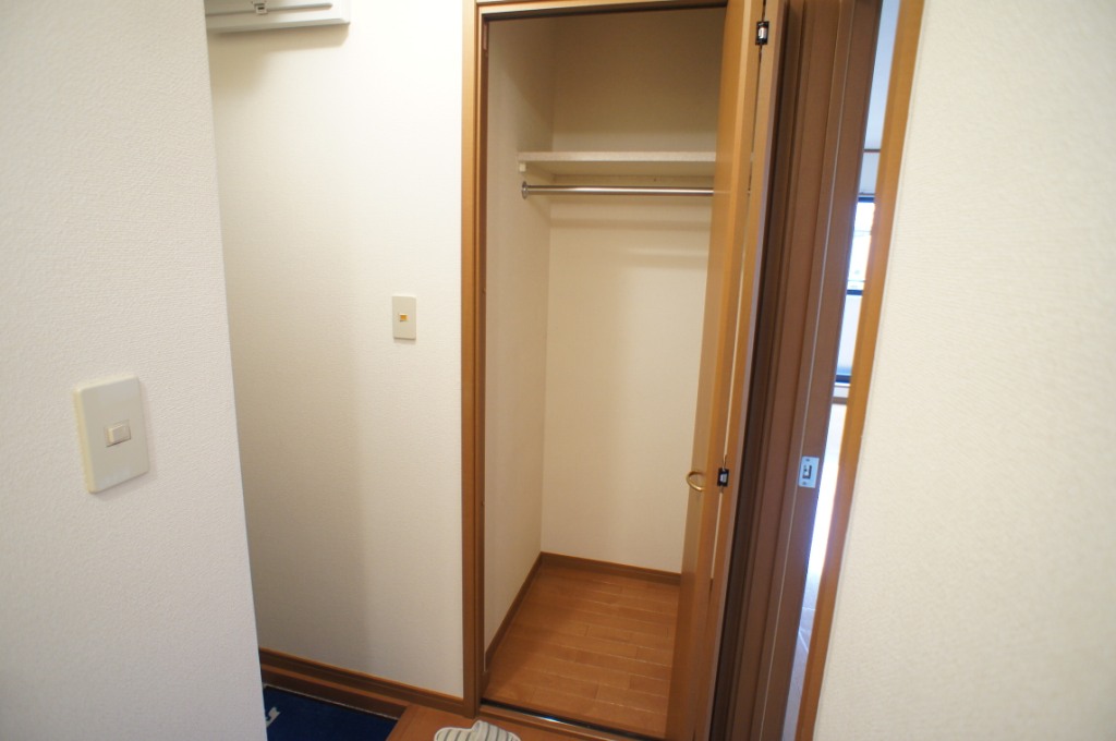 ラフィーネＢ その他10