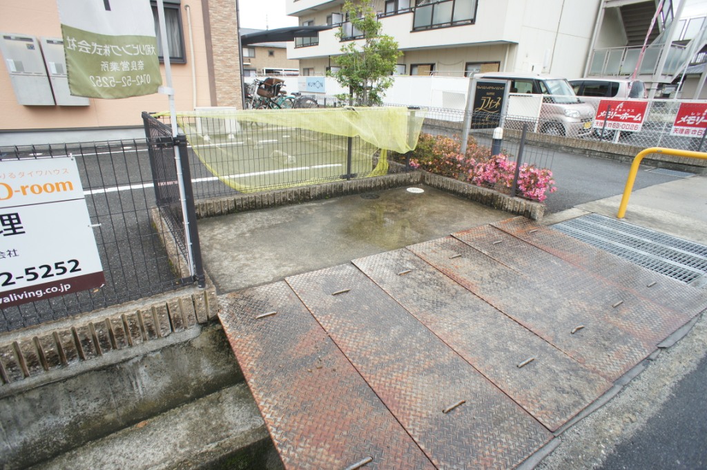 ラフィーネＢ その他11