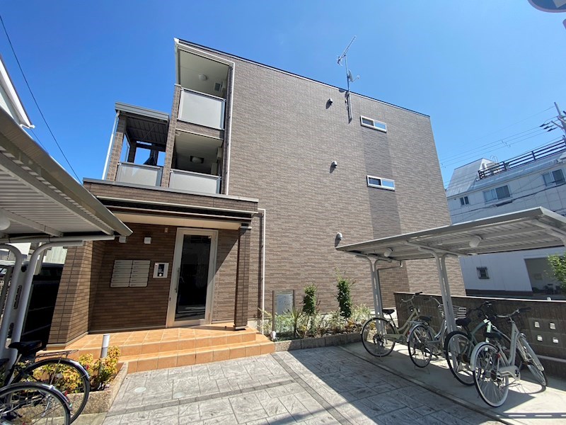 サンセレノ　トレ 205号室 外観
