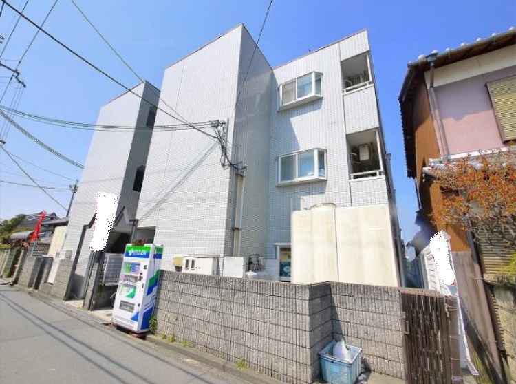 フローレンスヨーコ 302号室 外観