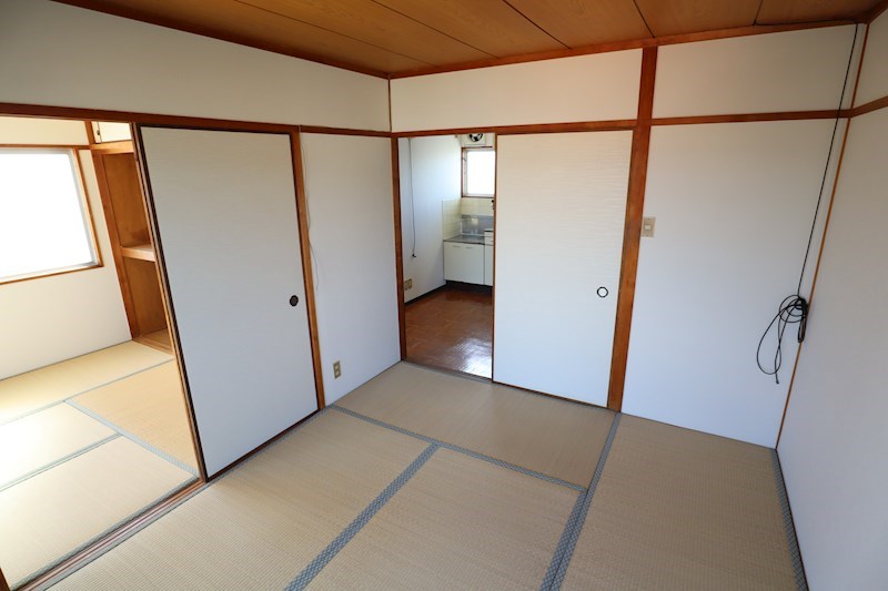 明和マンション ベッドルーム