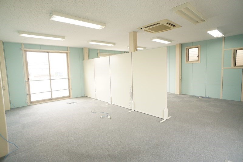 神崎店舗 リビング