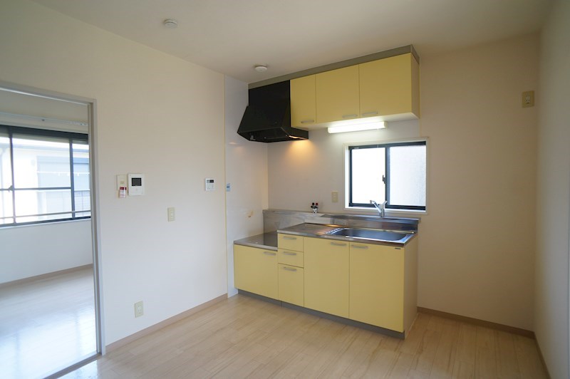 シャトレーヌ梅美台C棟 リビング