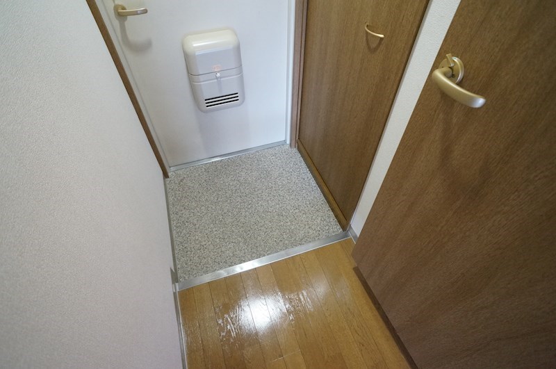 アサヒロイヤルパレス 玄関