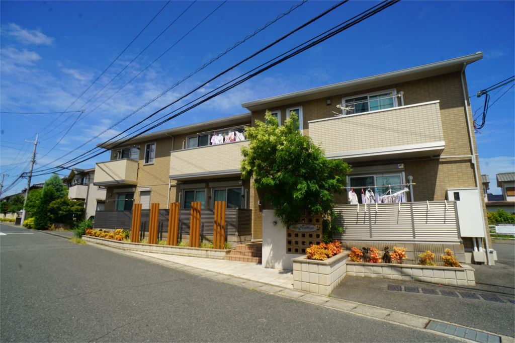 カーサーカトレア 102号室 外観