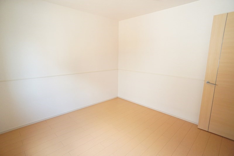 アライブ・サピー ベッドルーム