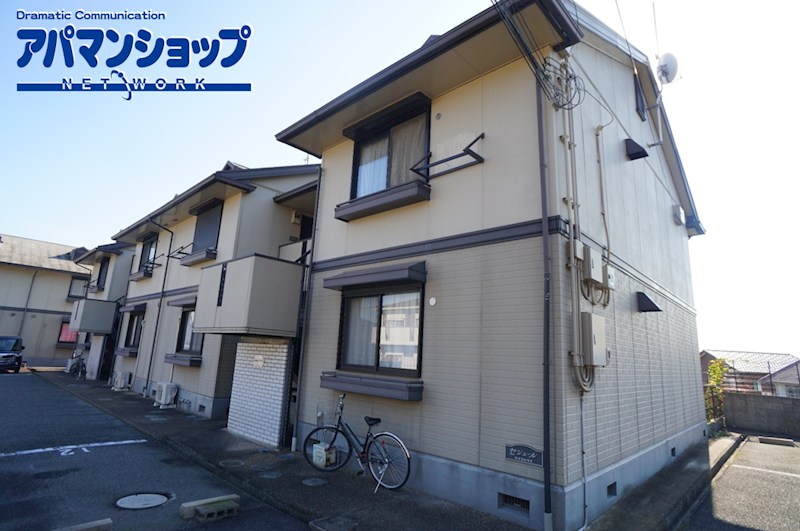 シャルム・トローベルＢ棟 外観