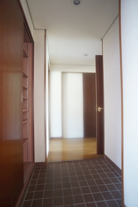 ル・ヴィラージュ１１７ 玄関