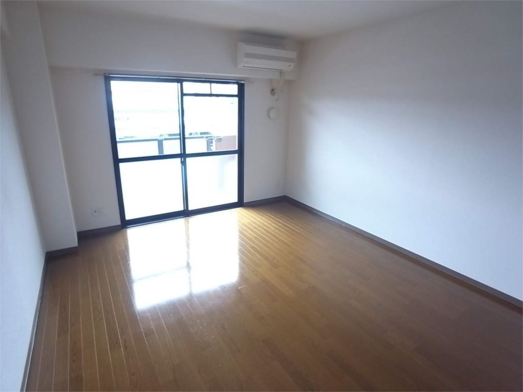 カサフェリス富雄 リビング