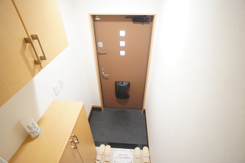 サンフィットヒルズA 玄関