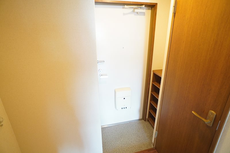 谷垣ビル 玄関