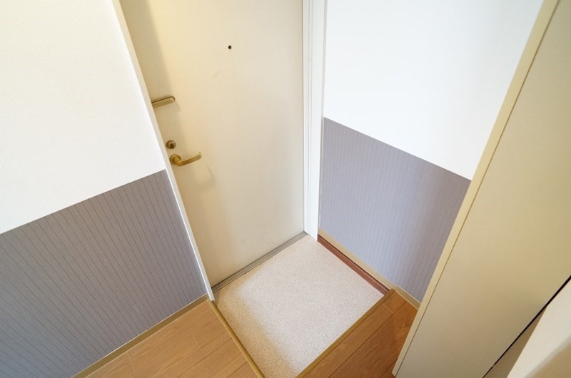 マイモア 玄関