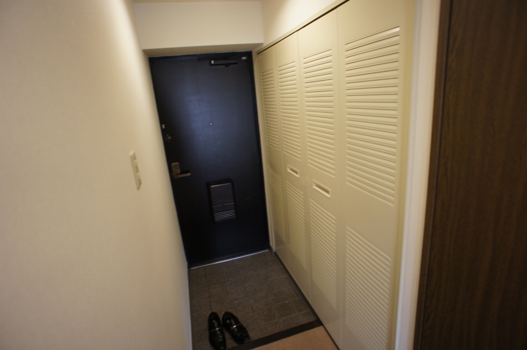 ライフコート富雄 玄関