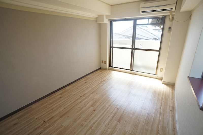 エバーグリーン天理 リビング